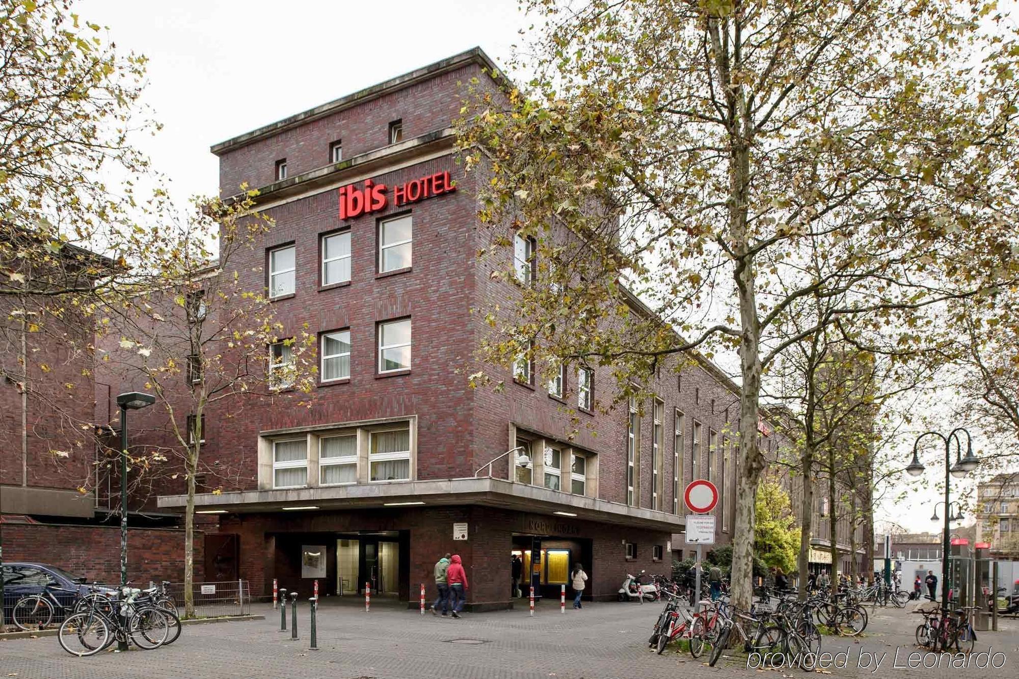 Ibis Hotel Dusseldorf Hauptbahnhof Exterior foto